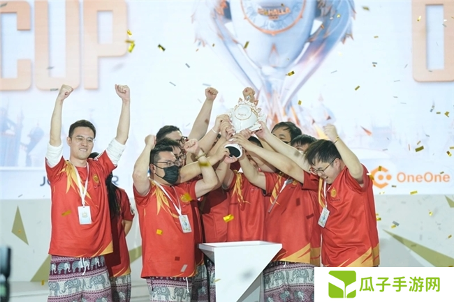 《仙境传说:爱如初见》“一周年庆典”开幕,致那些年我们追过的波利与青春!